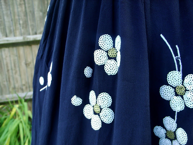 Navy blue daisy floral dress