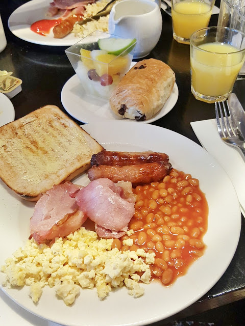The Village hotel Edinburgh breakfast The Village hotel Edinburgh breakfast