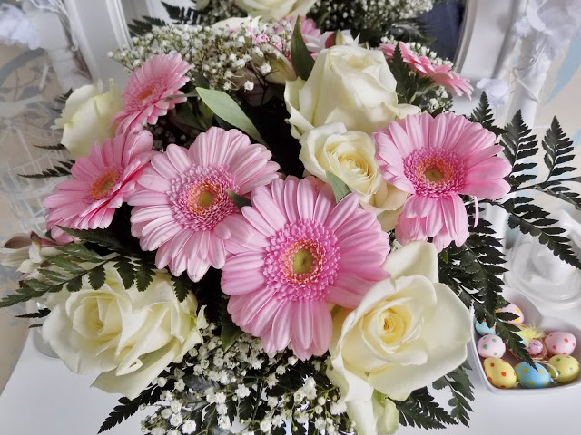 Beautiful bouquet of Mothers Day flowers with roses and gerbras Beautiful bouquet of Mothers Day flowers with roses and gerbras