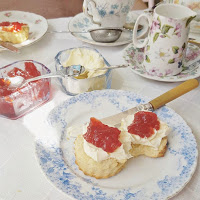 afternoon tea at cakestand and crumb, ampthill