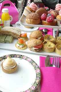  BB Bakery Afternoon Tea Bus Tour, London