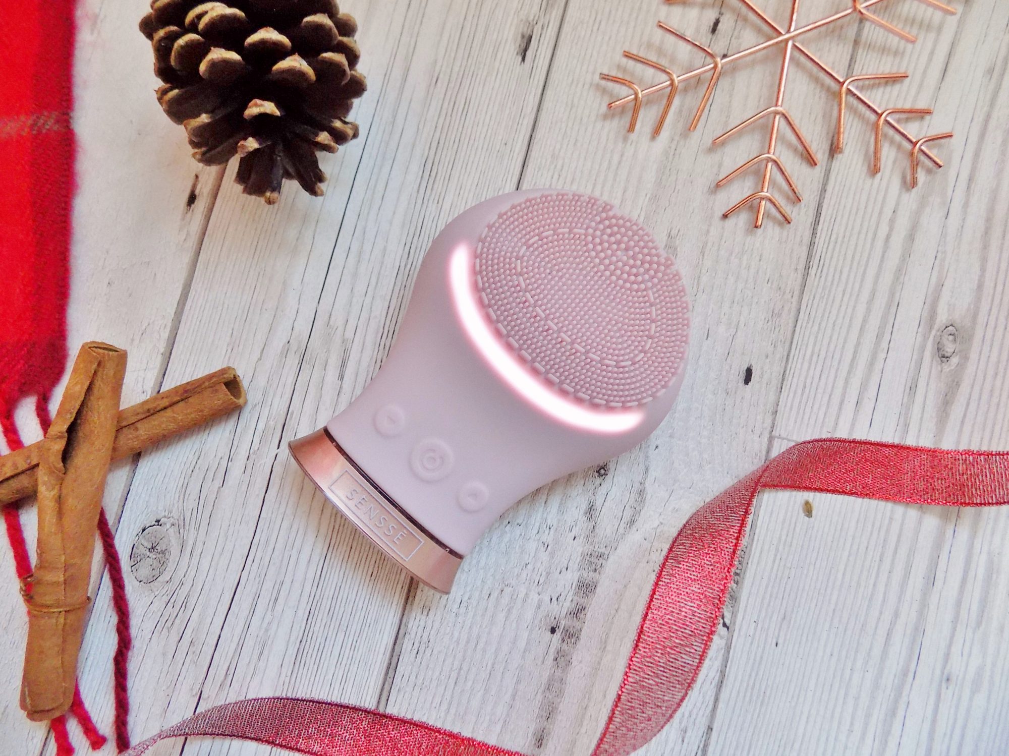 SENSSE Silicone Facial Cleansing Brush