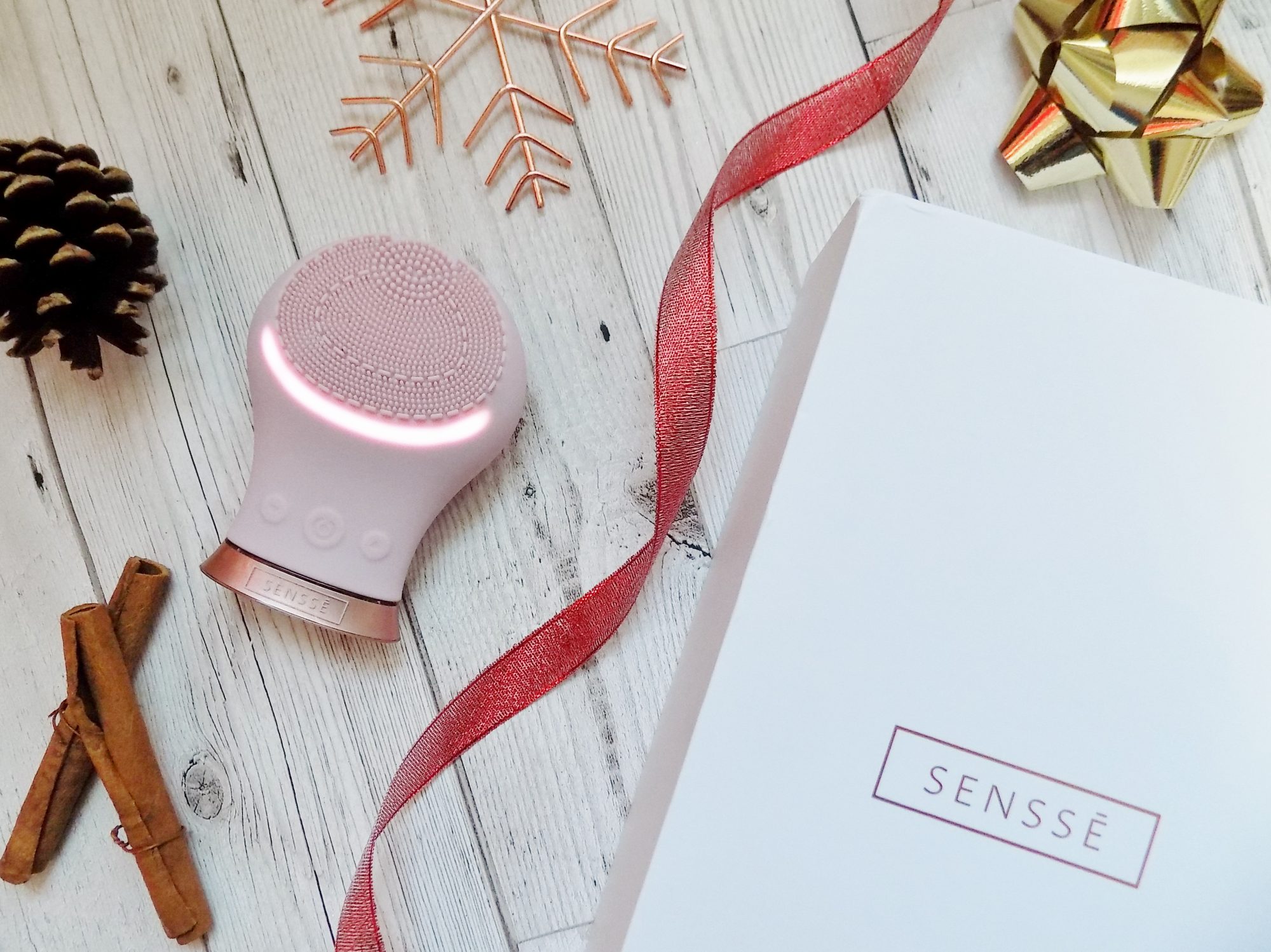 SENSSE Silicone Facial Cleansing Brush